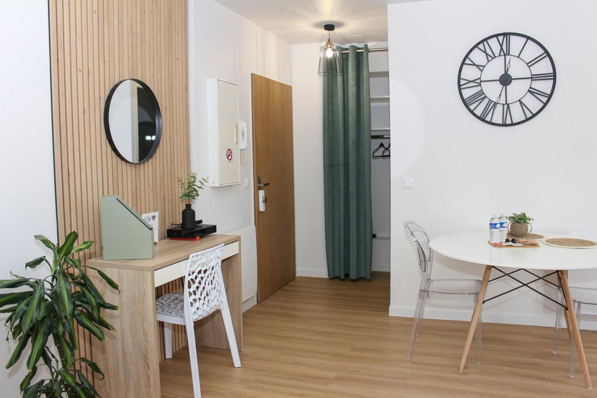 Appartement Entier *Au Pied De La Gare* Juvisy-sur-Orge Extérieur photo